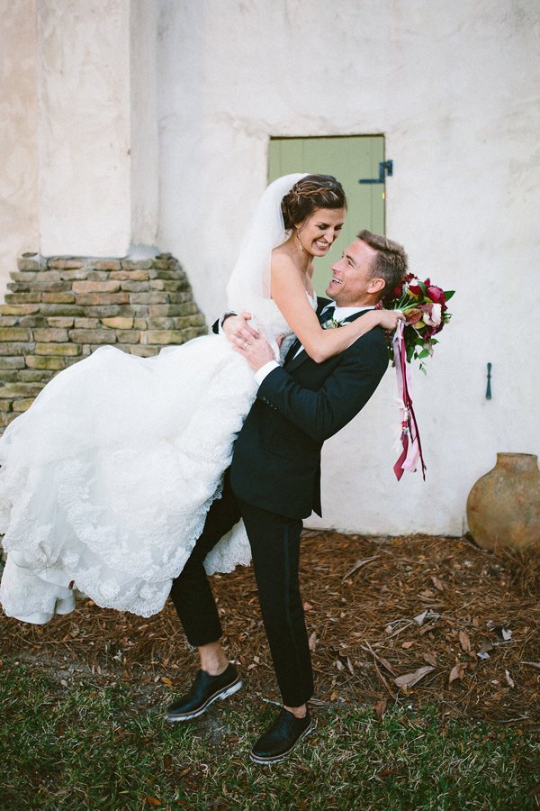 southern wedding with fashion decor elements - photo by Clay Austin Photography http://ruffledblog.com/southern-wedding-with-fashion-decor-elements