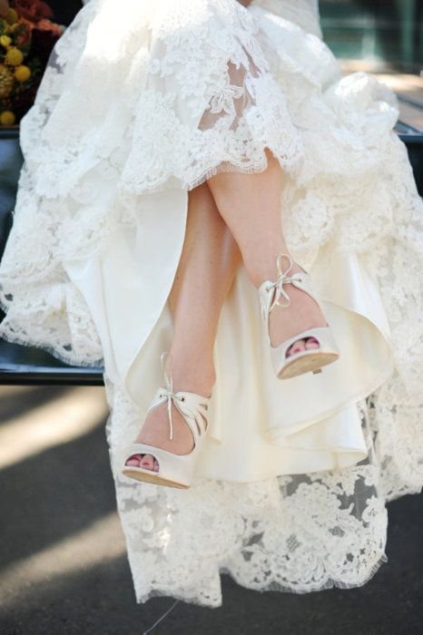 Lace and peep toes: