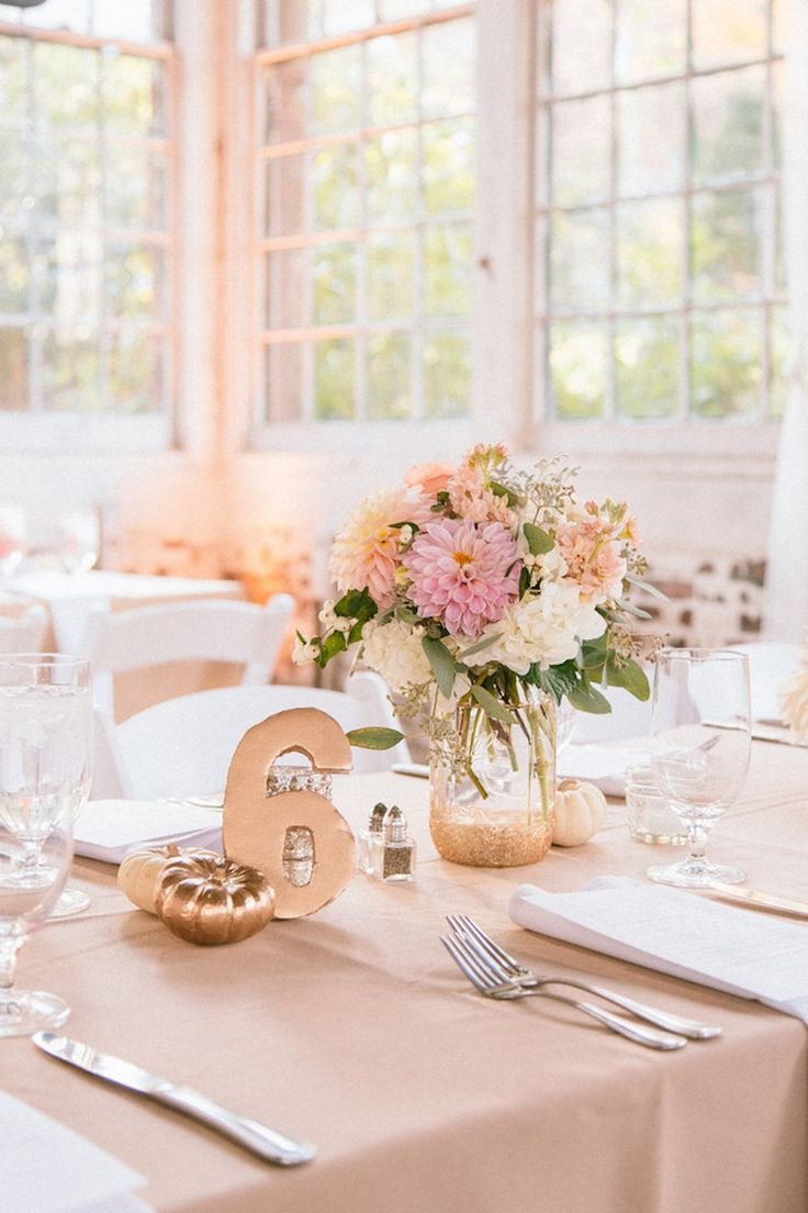 Photography: Sweet Little Photographs - sweetlittlephotographs.com  Read More: http://www.stylemepretty.com/2014/07/30/glitter-gold-diy-wedding/: 