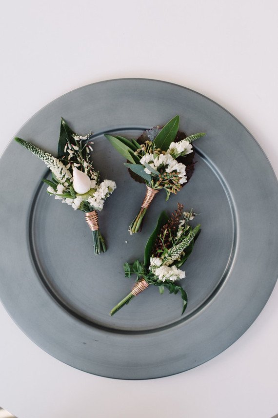 Groom's boutonnière